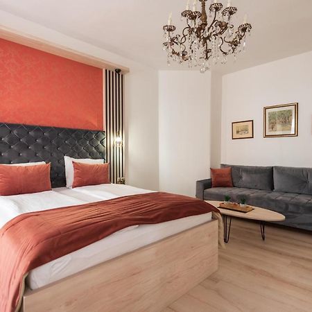 Apartments Artee Free Garage Parking Sarajevo Bagian luar foto