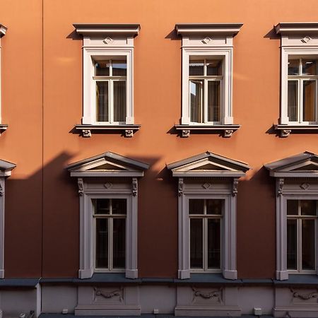 Apartments Artee Free Garage Parking Sarajevo Bagian luar foto