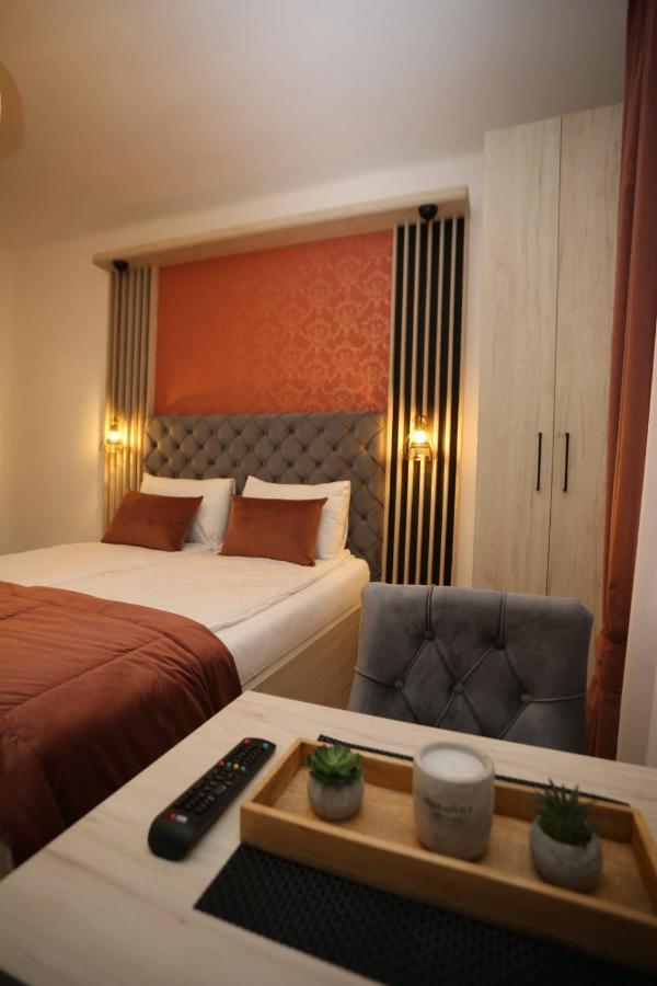Apartments Artee Free Garage Parking Sarajevo Bagian luar foto