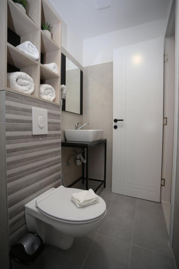 Apartments Artee Free Garage Parking Sarajevo Bagian luar foto