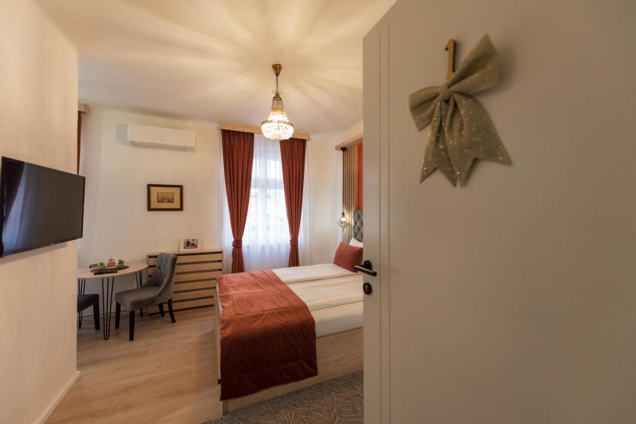 Apartments Artee Free Garage Parking Sarajevo Bagian luar foto