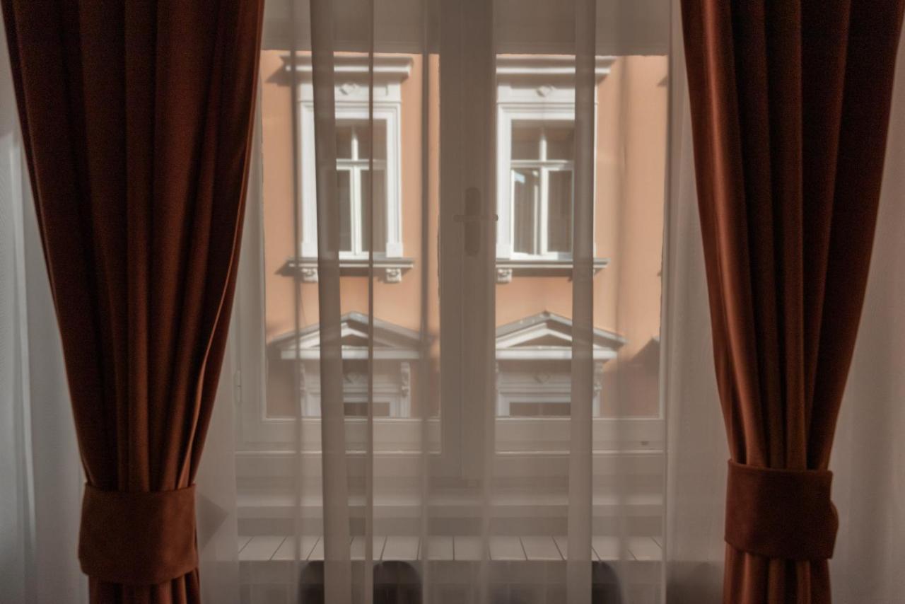 Apartments Artee Free Garage Parking Sarajevo Bagian luar foto